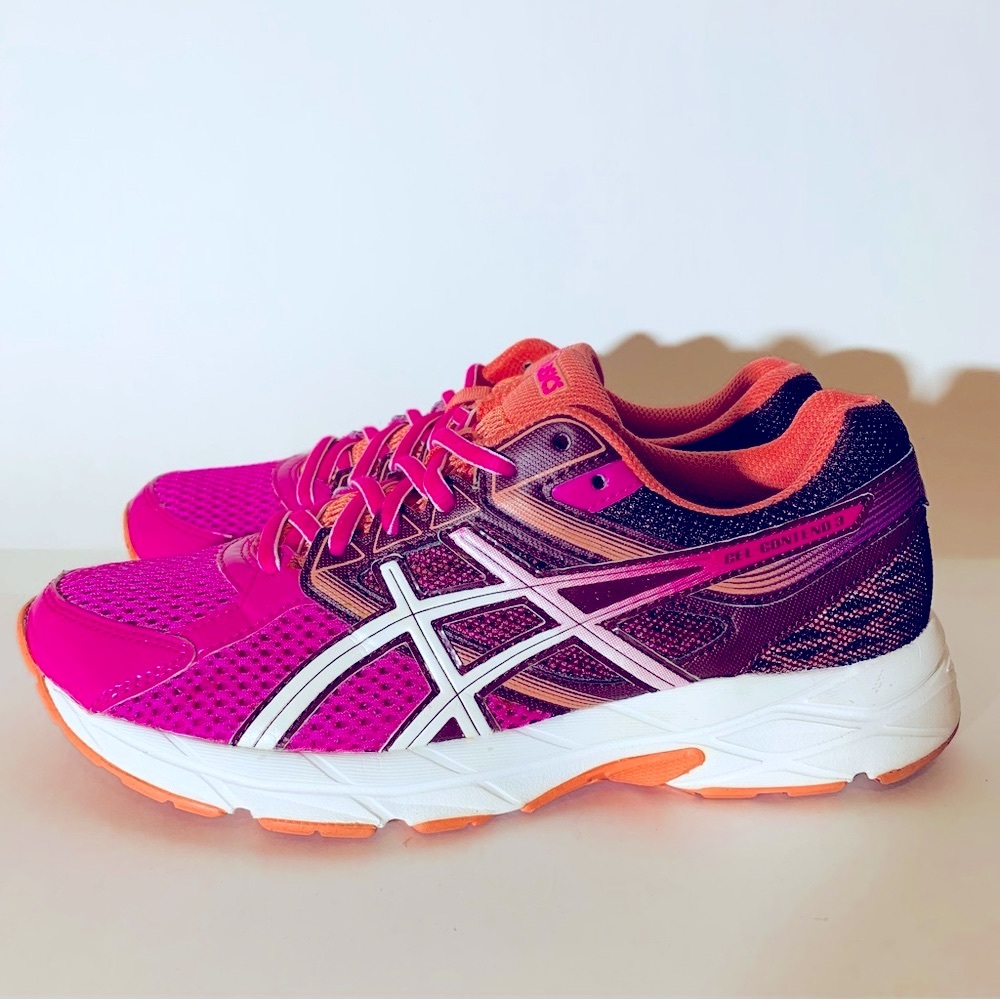 ASICS - Picture 2 of 9